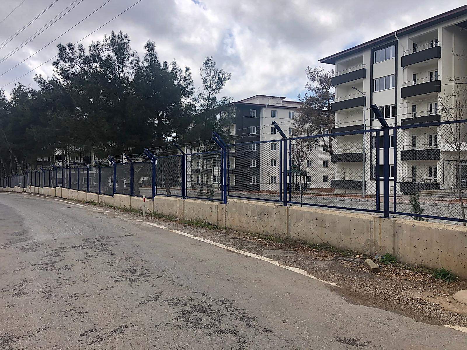 Çerçeveli Pano Çit Uygulaması 3