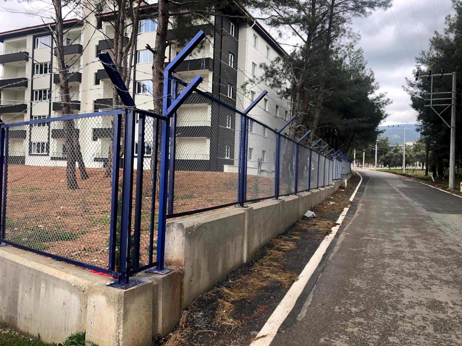 Çerçeveli Pano Çit Uygulaması 4