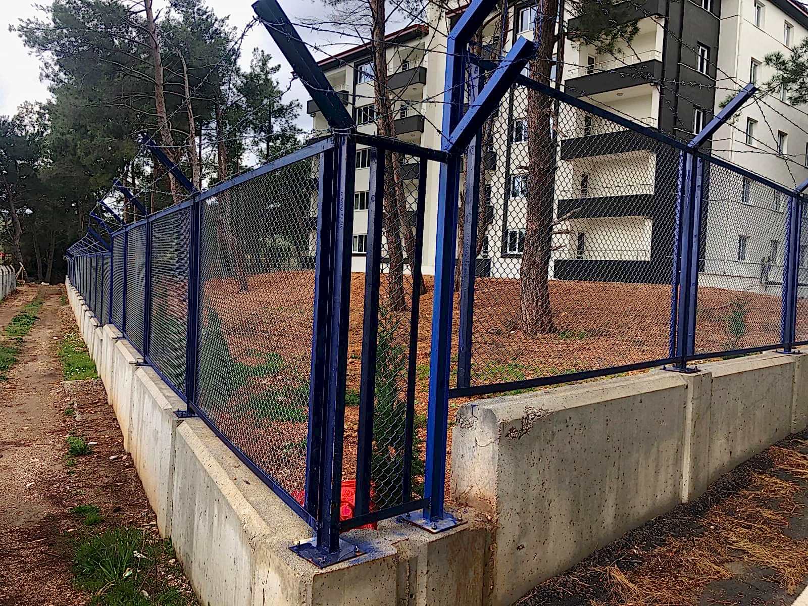 Çerçeveli Pano Çit Uygulaması 5